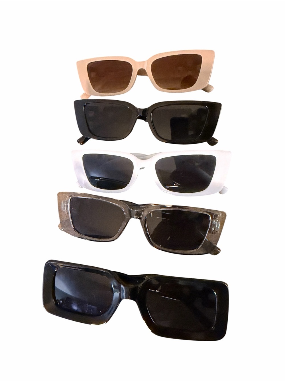Women’s Sunglasses! 5 pairs! With gold accents! Tan, black, white, charcoal! New